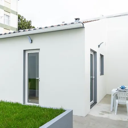 Casa Antero Quental- Anexo Διαμέρισμα