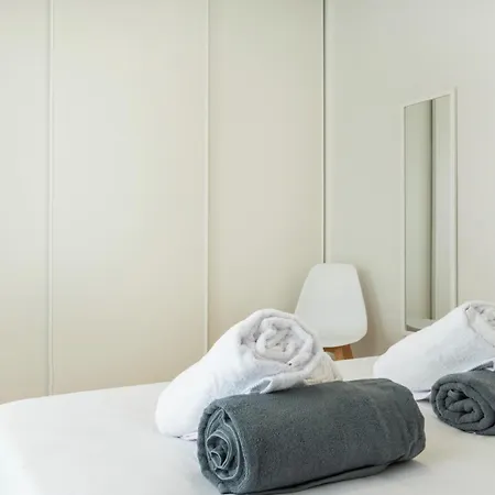 דירה Casa Antero Quental- Anexo *