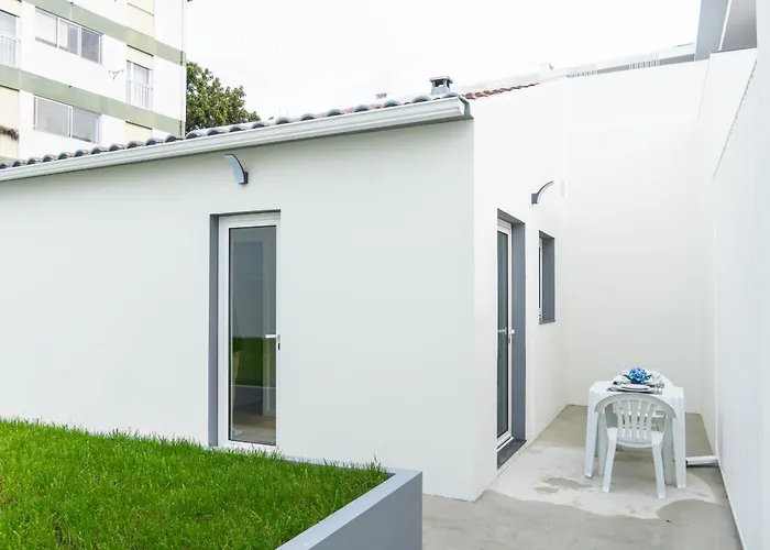 Casa Antero Quental- Anexo Διαμέρισμα