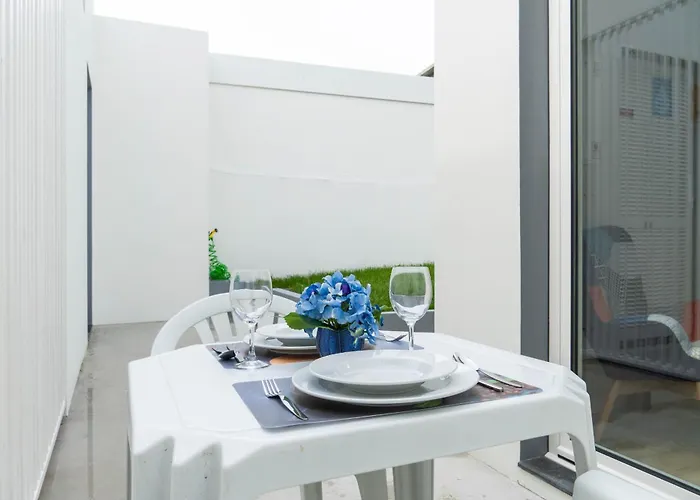 Casa Antero Quental- Anexo * Πόντα Ντελγκάντα